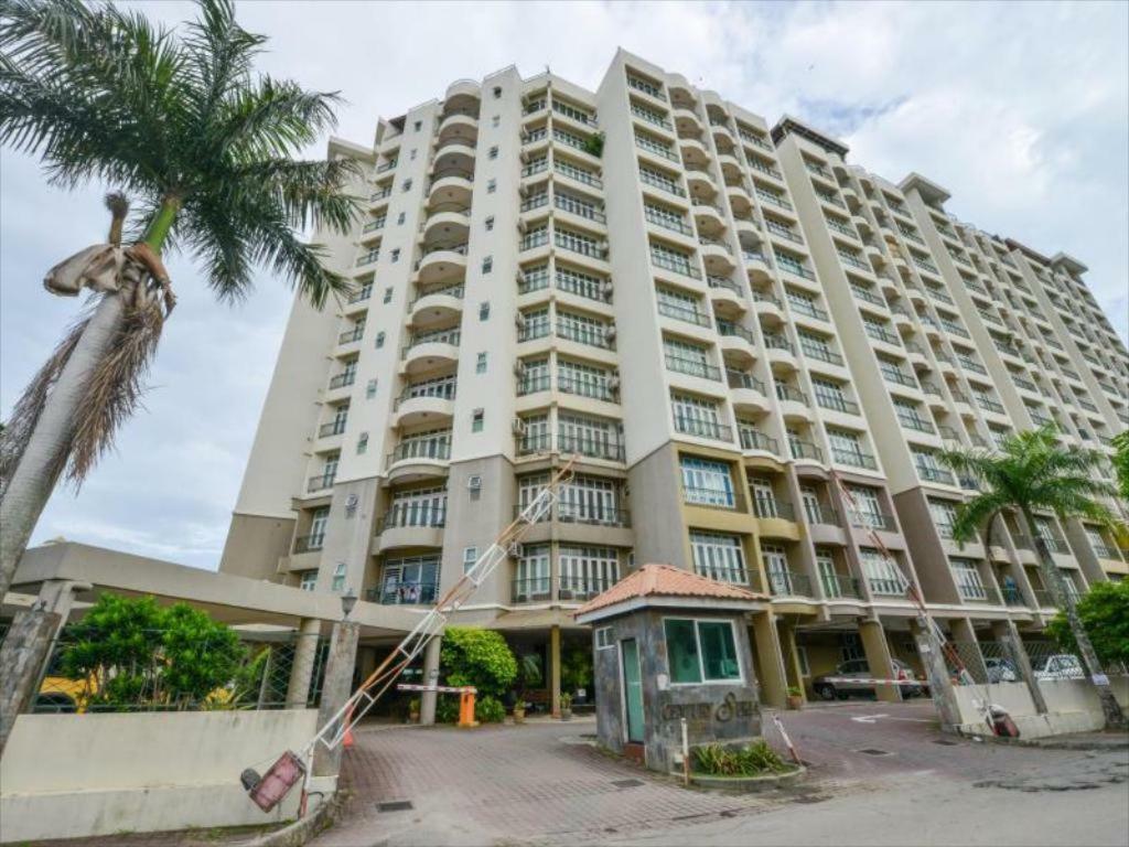 Century Suria Service Apartment - Private Residential 1 Langkawi ภายนอก รูปภาพ